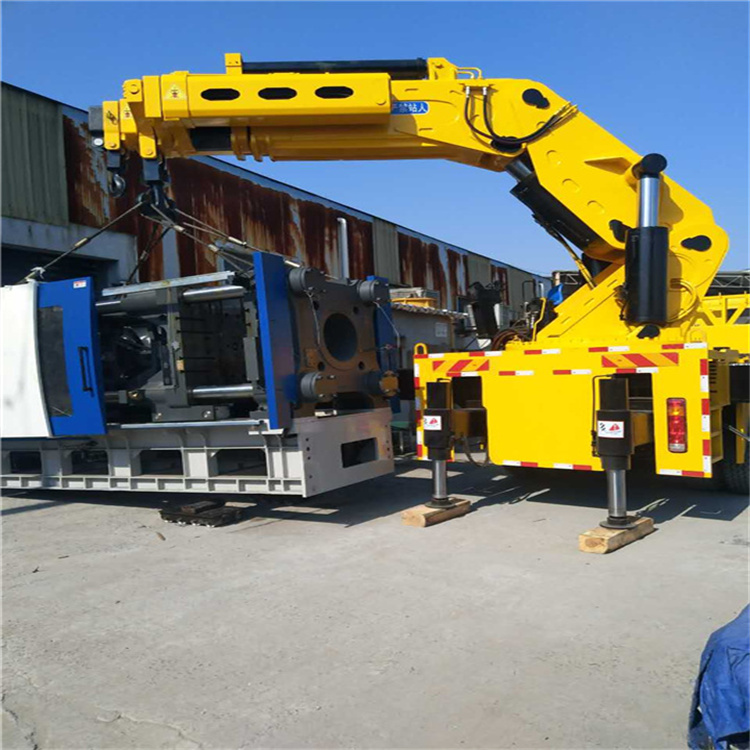 泰山 大吨位折臂吊出租费用解析：一小时租赁多少钱