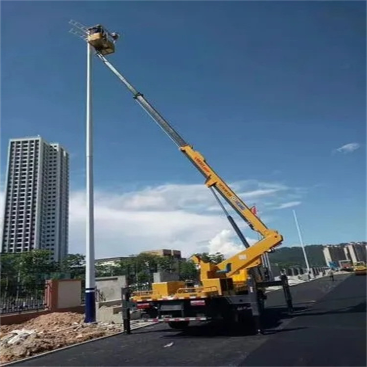 泰山维修路灯的曲臂升降车出租