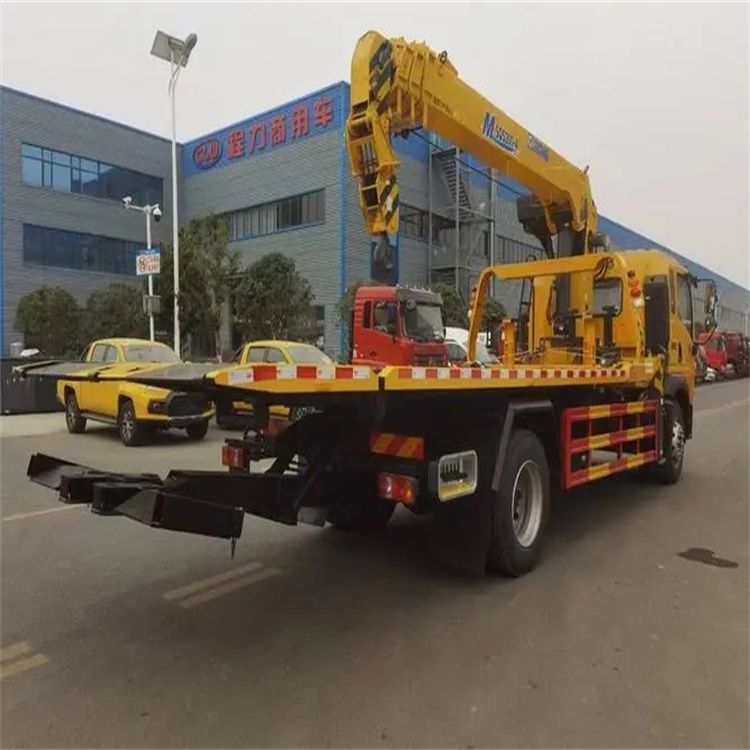 泰山附近小随车吊出租电话，轻松解决搬运烦恼