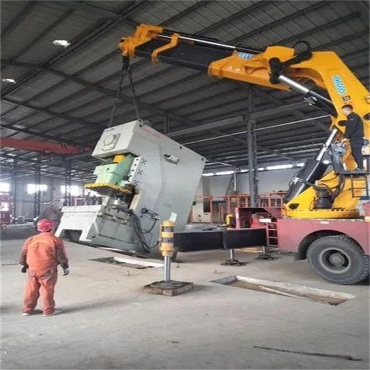 泰山80吨折臂吊车出租附近电话