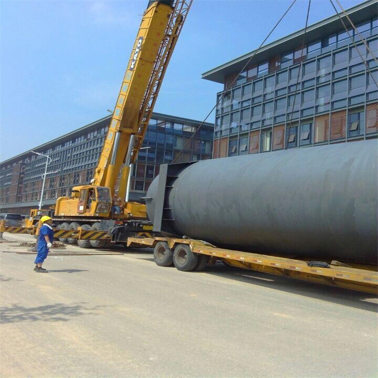 泰山300吨汽车吊出租