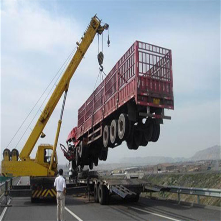 泰山吊车吊运安全措施